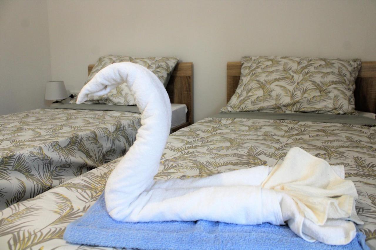 Apartman Swans Otočac Zewnętrze zdjęcie