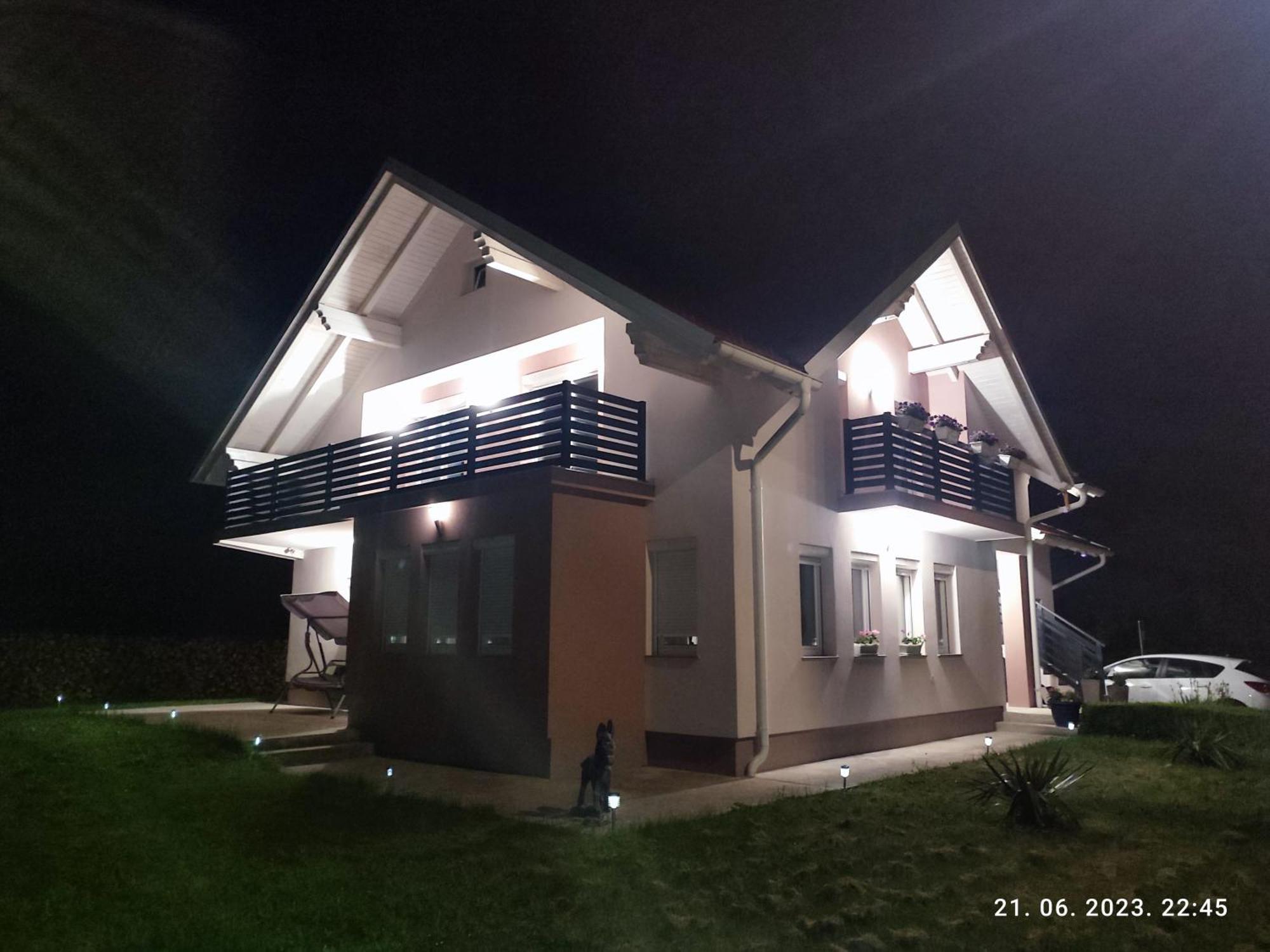 Apartman Swans Otočac Zewnętrze zdjęcie