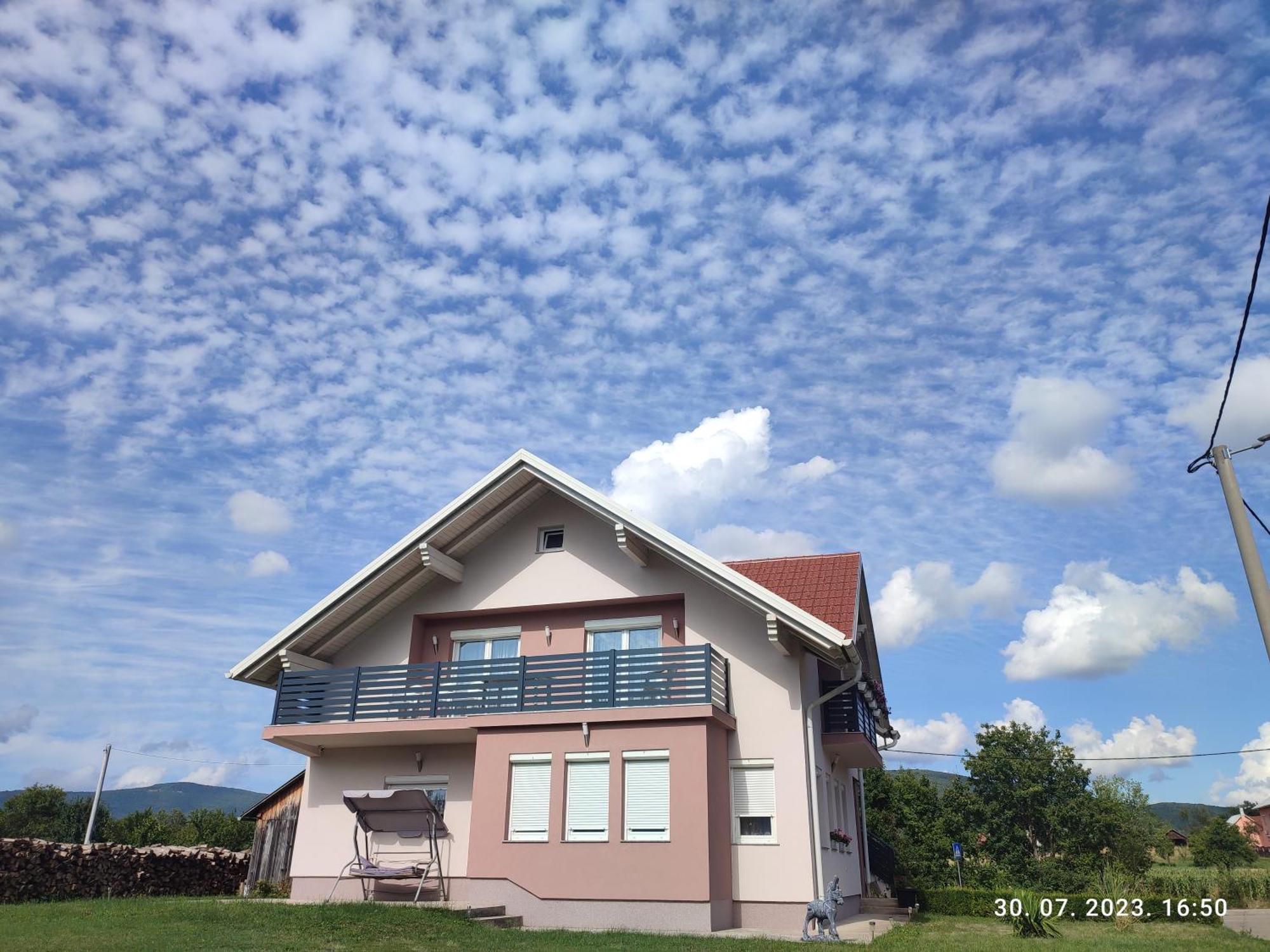 Apartman Swans Otočac Zewnętrze zdjęcie