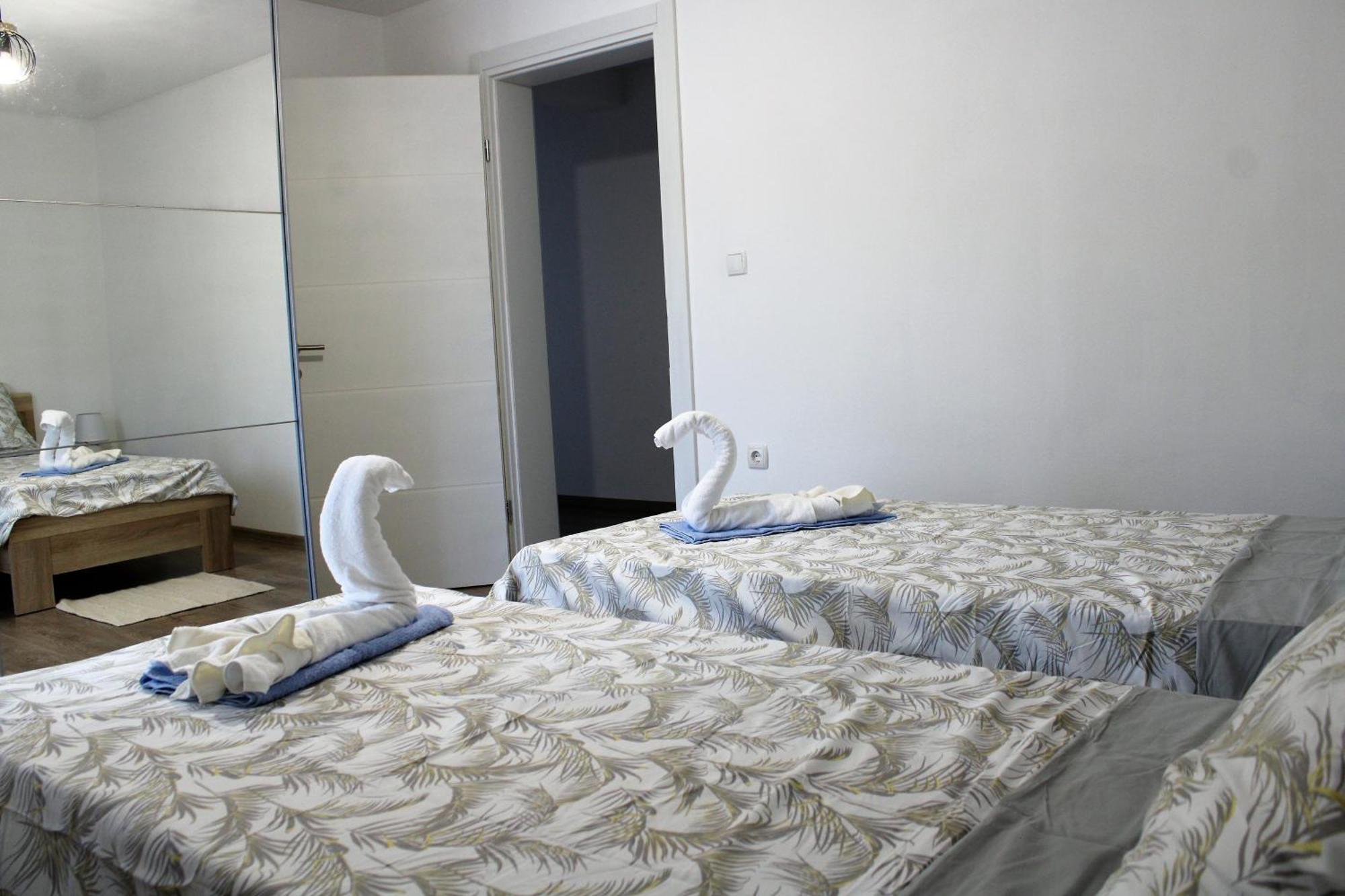 Apartman Swans Otočac Zewnętrze zdjęcie