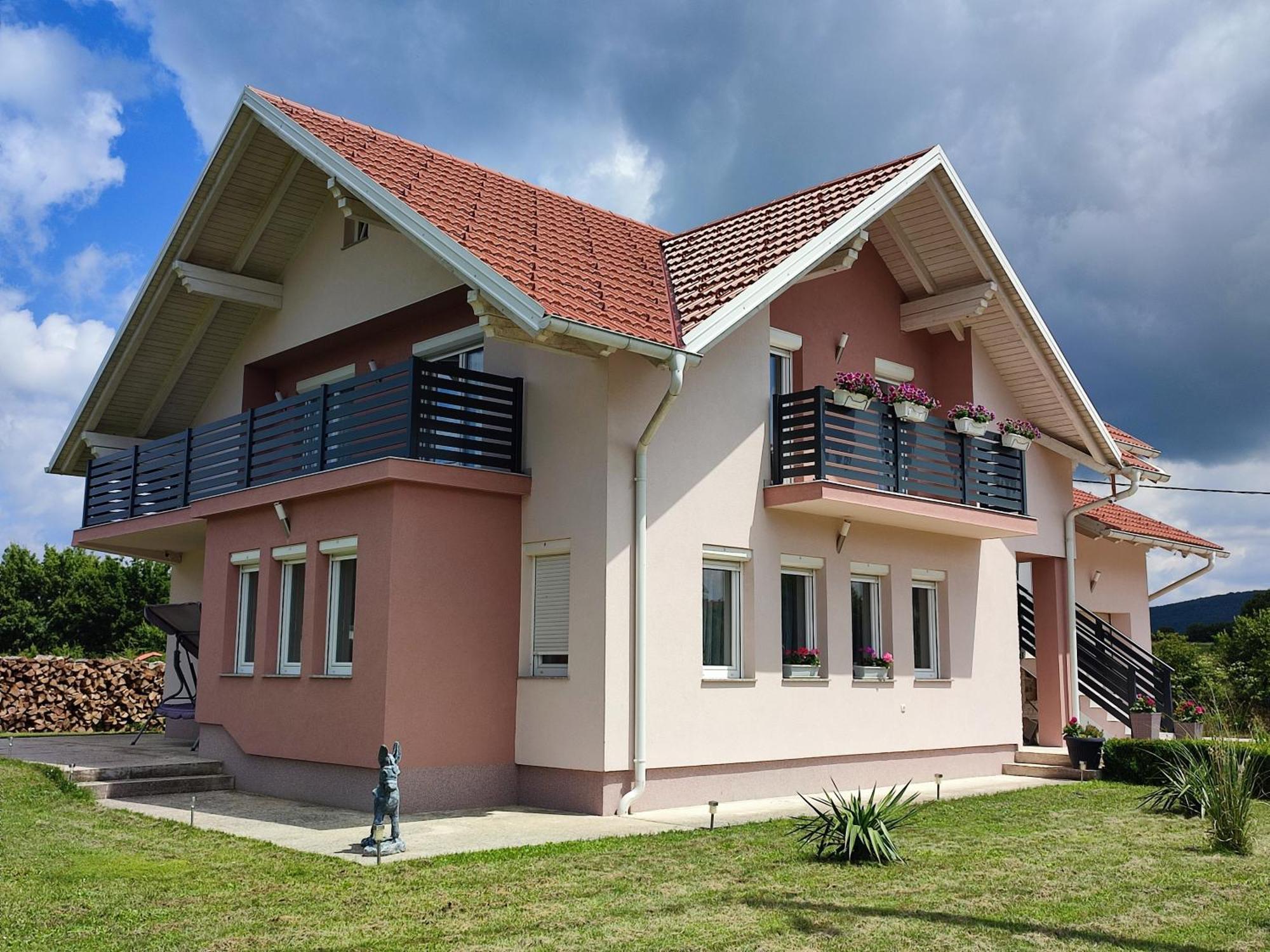 Apartman Swans Otočac Zewnętrze zdjęcie