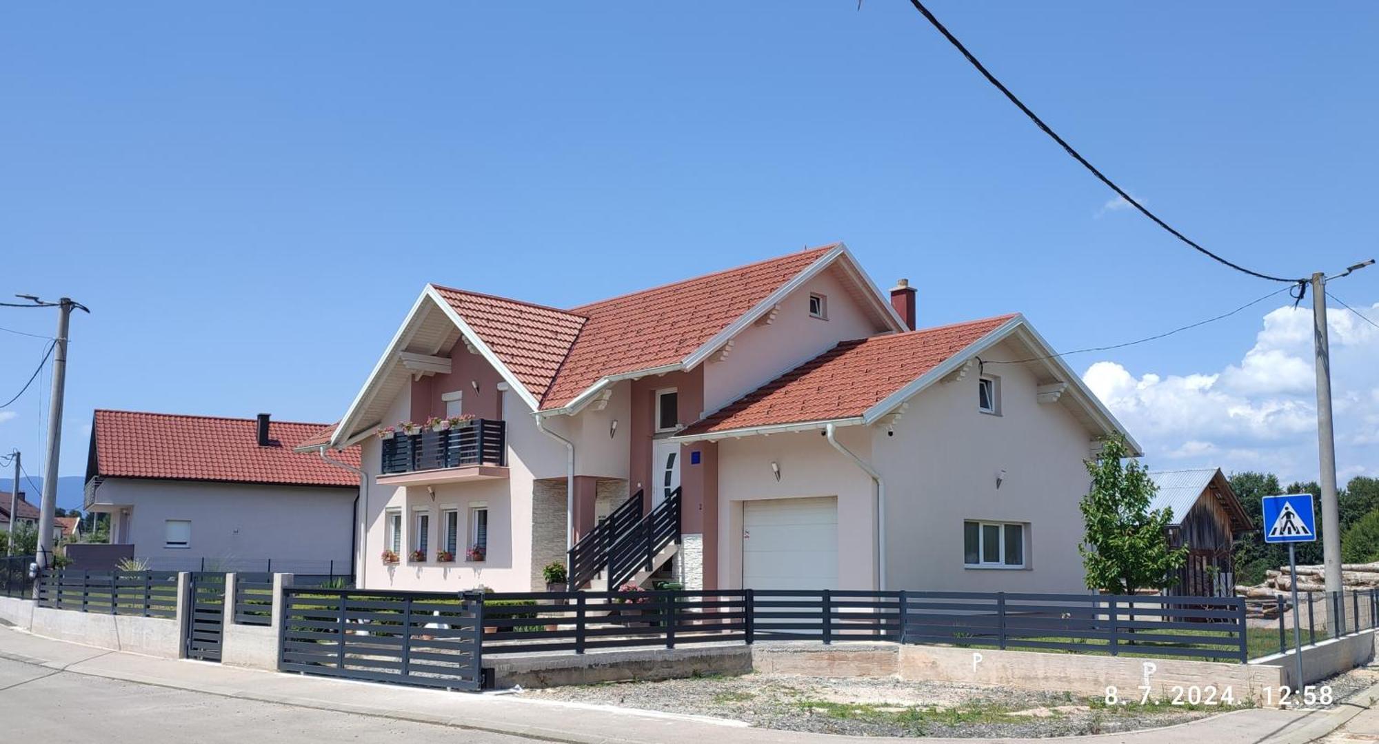 Apartman Swans Otočac Zewnętrze zdjęcie